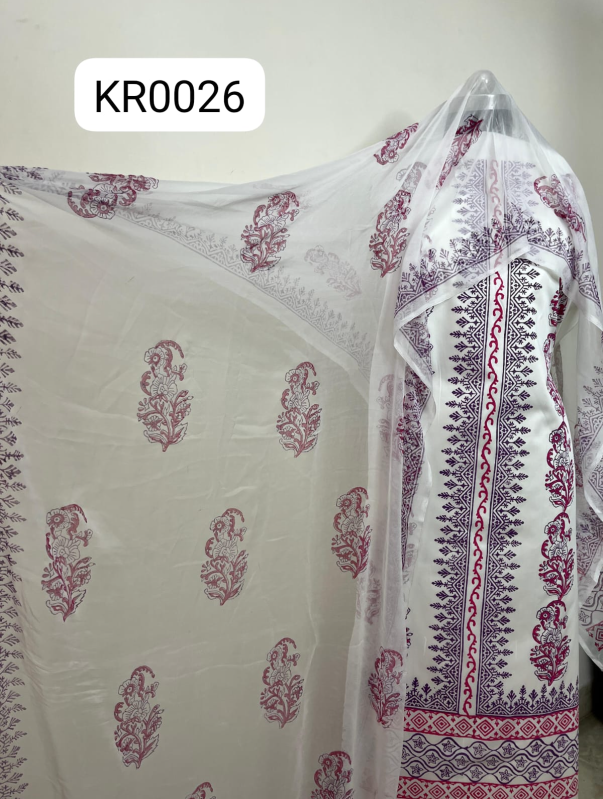 KR0026– Block Printed Jaam Cotton Suit Set