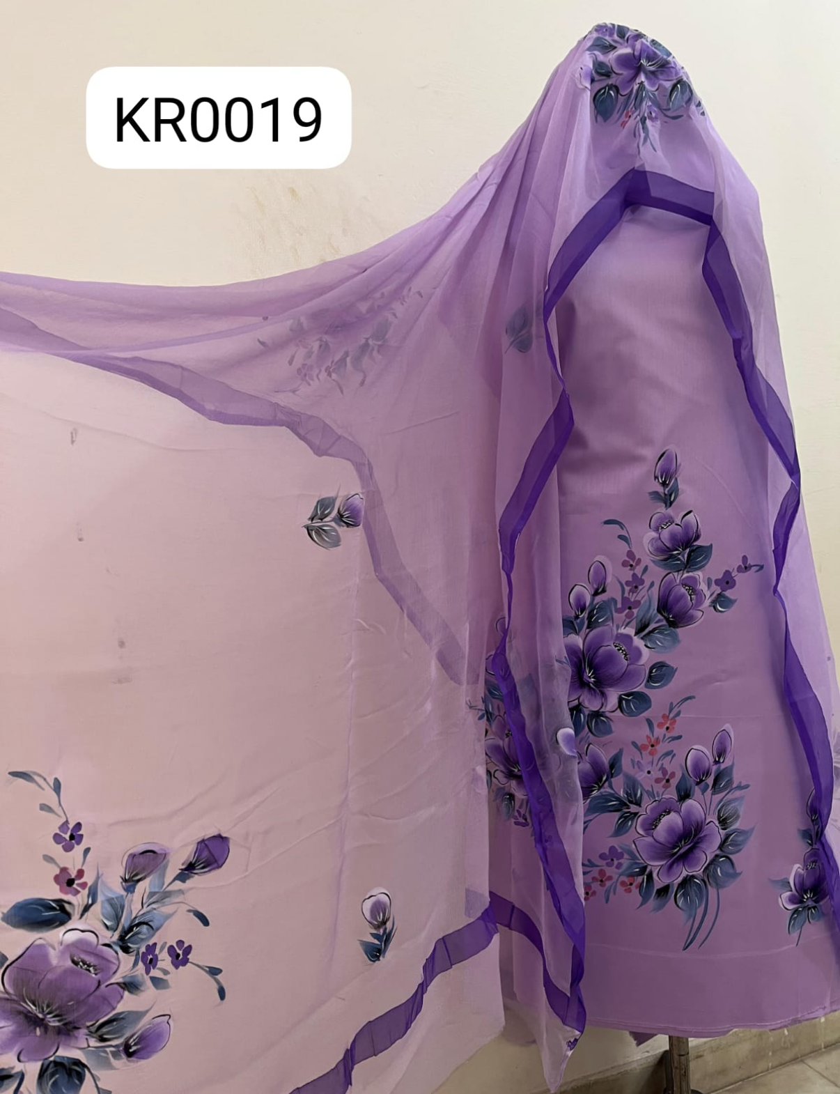 KR0019– Hand painted Jaam Cotton Suit Set