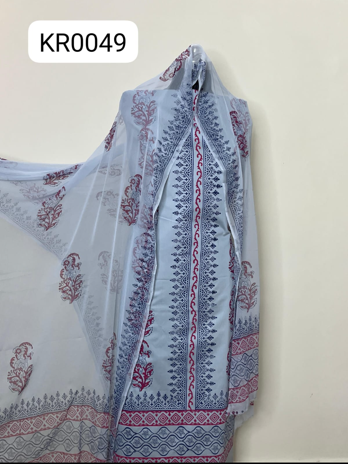 KR0049– Block Printed Jaam Cotton Suit Set